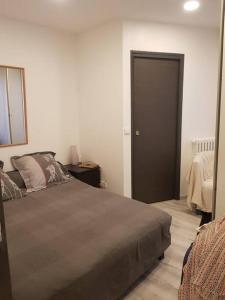 Sunny appartement close to metro