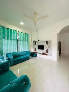 Homestay Ira Jaya - 4 Unit Rumah