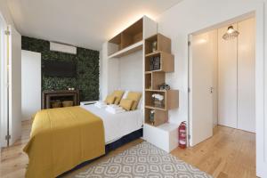 S. Bento Downtown Apt