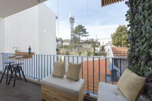 S. Bento Downtown Apt