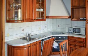 Beautiful Apartment In Krk With Kitchen