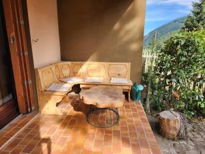 Appartements Les Marmottes : Jardin, proche centre, cheminee ! : photos des chambres