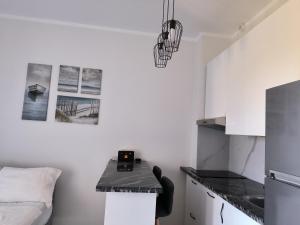 Solo beach front studio or for couple