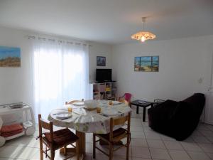 Saint Palais sur Mer - MAISON MITOYENNE - cour privée - CENTRE VILLE