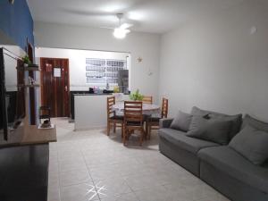 Casa em Peruíbe a 500 m da praia