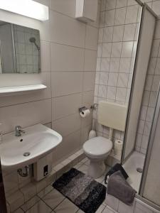 HANDWERKER Living Studio LAURA