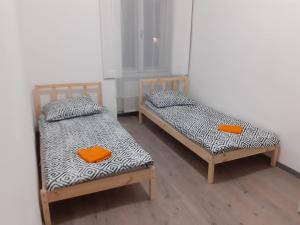 Fantomas*** N3 City Center Apartments 2 Bedroom + Living Room Apartment