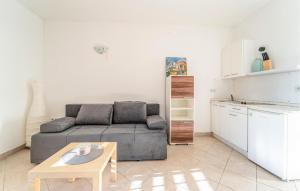 1 Bedroom Stunning Apartment In Biograd Na Moru