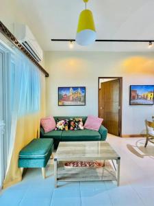 * *5 Spacious 2BR Option