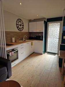 LE PATUREAU Gite en campagne avec terrasse Carquefou - Nantes - 3hvězdičkové hotely ve městě Carquefou