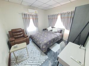 3 BR Cozy Home Skytrain View BKK