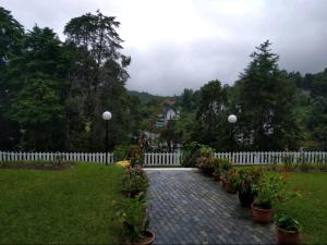 Bukit Ruil Bungalow - Clementine Suite