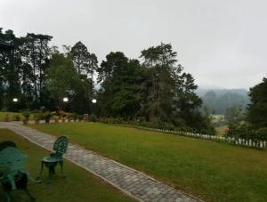 Bukit Ruil Bungalow - Clementine Suite