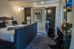 Hotels Chateau de Labro - Teritoria : photos des chambres