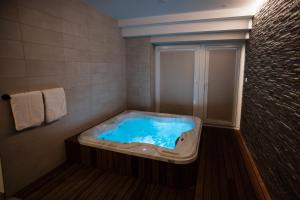 GOSTILNA S PRENOČIŠČI PAV 