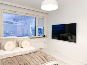 Aurora Central Suite IV By BookLapland