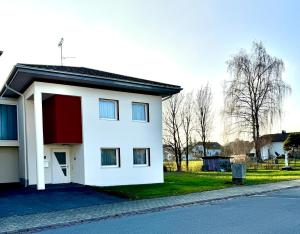 Ferienhaus 80er Liebe mit Whirlpool