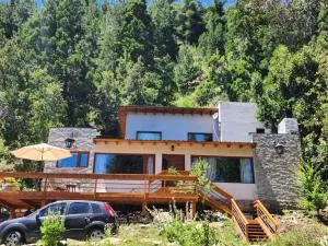 El Shaddai Casa de Montaña - Río Puelo