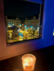 Rynek 23 LUX, apartament z widokiem na ratusz , parking free pod domem