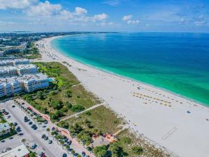 Gorgeous Beach view balcony with heated pool