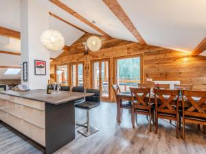 Appartement 4 chambres au pied des pistes Morzine-Les Gets, parking, 8 personnes - FR-1-754-14