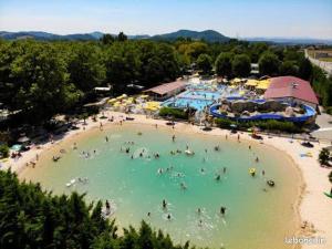 Mobilhome 6 personnes camping 4*