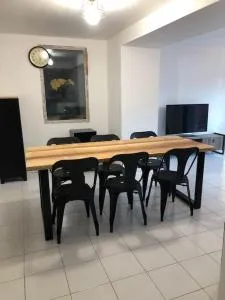 Chez Sophie et Gege. Maison de ville, deux chambres, de plain-pied - 拉卡佩勒-马里瓦勒