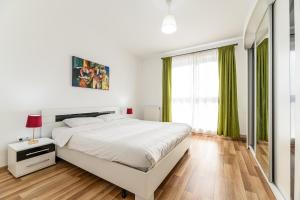 Elite Coresi Apartment