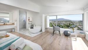 Two Oceans - solar backup power