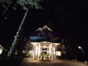 Laje de Pedra Mountain VillagePrime