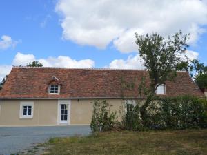 Maisons de vacances Grande Maison de Campagne avec Jardin Clos, Proche Levroux, 12 Pers., Chateaux, Zoo de Beauval - FR-1-591-176 : photos des chambres