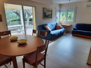 ¡Fantástico apartamento en Sant Genis, Llançà! Ideal para familias, cerca de la playa de Grifeu. - ES-170-45