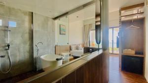 Phòng Loại Sang Hướng Đại Dương (Deluxe Ocean View)