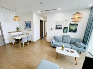 2BR Vinhomes Skylake Pham Hung Near Keangnam