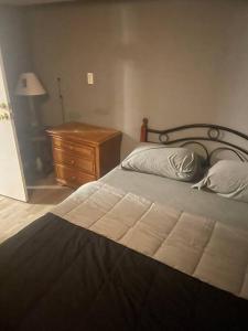 Cozy and affordable suite (near Rutgers, smartTV)