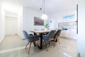 Airport Luxury Apartment & Spa Prague