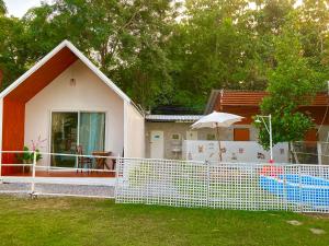 เดอะมินิมอล นอร์ดิกเฮ้าส์The Minimal Nordic House By The Mountain Ozoneบ้านโอโซนขุนเขาแก่งกระจาน