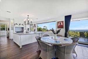Great View House in Mt Eliza