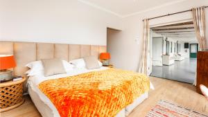 Lady Loch Country House