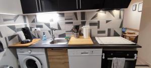 Appartements Chaleureux - Bien equipe - Hypercentre - 2Ch 6pers : photos des chambres