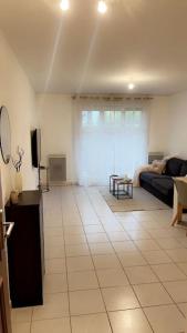Appartements T3 a 2 pas de la gare de Mantes. : photos des chambres