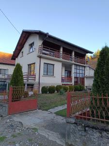 Detached Guest House Рилски кът Маджаре
