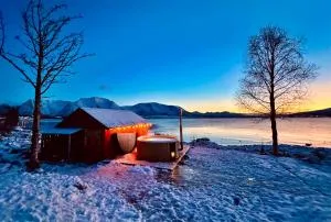 House by the Sea - Strand