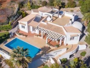 Villa Lucie vue mer avec piscine privée en Algarve..