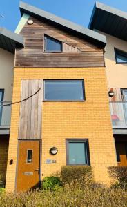 Stunning townhouse in uphill historic Lincoln - Pass the Keys