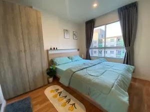 Garden Oasis Apartment: Condo Near Bangkok River - Ban Sai Ma