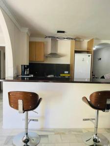 Marbella Center 6-8 Persons-beach at 100m -Parking