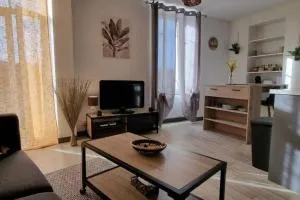 Superbe appartement avec parking - 圣瑞尼安