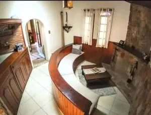 Casa Colonial com lareira - Pouso Alto