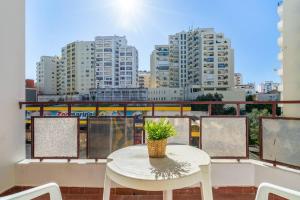 Rocha Beachside Studio by CC 326